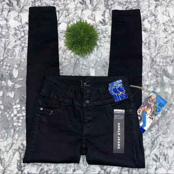 🌚 VIOR Ankle Denim Jeans - Picture 3 of 9